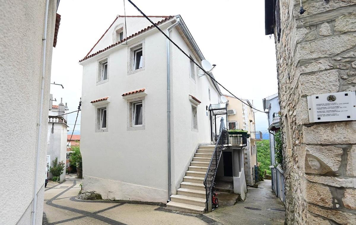 Apartment D & Studio L Dobrinj 外观 照片
